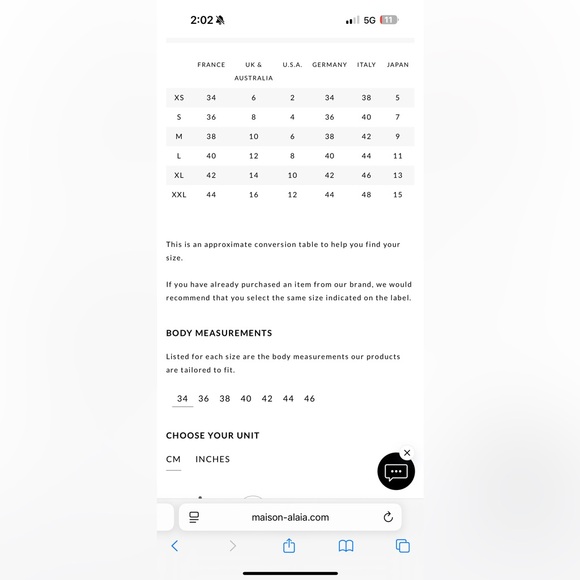 ALAÏA
Laser-cut leather-trimmed broderie anglaise cotton mini skirt - Picture 11 of 11